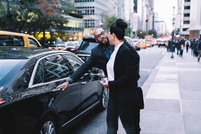 Austin Corporate Transportation Service - Austin Limo Rental Services