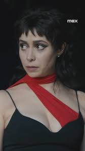 Istedir Hali: Helen Sungu's Yorumu