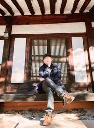 Bts rm reads, as well as he sings and dances. ë°©íƒ„ì†Œë…„ë‹¨ On Twitter Hi 2019 Rm