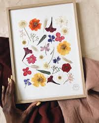 Ernier Week End Dans Notre Boutique Des Batignolles Pour Celebrer Nos Derniers Jours Dans Le 17eme Nous Vou Art Des Fleurs Pressees Craft Fleurs Pressees