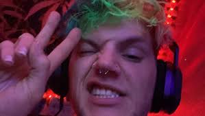 Smiles all around 😊☺️ #smile #rainbowhair #rainbows #lgbt #lgbtadult #gay  #gayadult #pridemonth