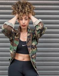 If you're looking for a frizz fighting curl cream to style and. How This Fitness Expert Refreshes Her Curls After A Workout Naturallycurly Com