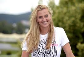 Vyhrála i tereza martincová nad riskeovou 2:1. Fyjeflzxsvwt1m