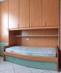 Homelook.it è una grande piattaforma per interior design in italia che facilita la ricerca dei mobili, accessori e complementi d'arredo. Armadio E Letto Singolo Con Letto Estraibile Come Nuovi Bergamo