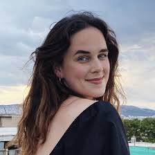 Très reconnaissante et fière de mon parcours chez PUBLICIS LUXE qui prend  fin après 6 mois de stage marqués par de sublimes projets et de belles  collaborations. En tant que cheffe de