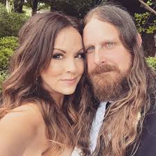 Suzy Morgan (@suzyandthesissies) • Instagram photos and videos