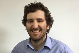 Cristian Mackenna: “Estamos logrando que los alumnos desarrollen un piloto  de un emprendimiento periodístico”