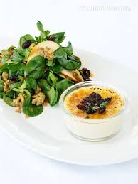 Ziegenkase Creme Brulee Und Feldsalat Mit Apfeldressing Rezept Mit Video Kitchen Stories Apfeldr In 2020 Apple Dressing Recipe Cooking Recipes Appetizer Recipes