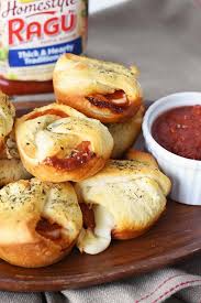 See more ideas about recipes, cooking recipes, pillsbury pizza crust recipes. Easy Pizza Bombs Recipe Pepperoni And Cheese Sizzling Eats