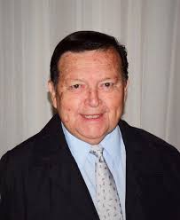 HASTA SIEMPRE "COCO" La Municipalidad de Curuzú Cuatiá participa con  profundo pesar el fallecimiento del reconocido locutor y periodista Daniel "Coco"  Flores, un hombre con una vasta trayectoria en los medios de