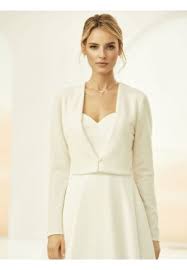 Bolero jacke wir möchten dir heute helfen die perfekte bolero jacke für dich zu finden. Sind Sie Auf Der Suche Nach Einem Braut Bolero Fur Ihre