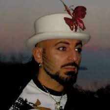Born in turin, gigi d'agostino spent an eventful childhood between his native city and brescia (where the media records studios are placed). Gigi D Agostino L Amour Toujours Infinite Prospettive Mix 2015 320 Kbps File Discogs