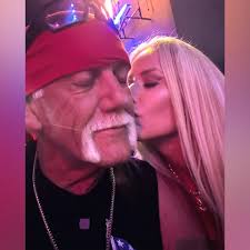 Jim Kelly honored with Jimmy V Award at 2018 ESPYs