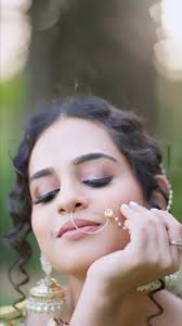 शुद्ध देसी लुक 🪷, Wearing @savisidhu_official , Makeup @prabhmakeoverz ,  Hair. @hairby.sony , Jewellery @sohne_gehne , Video. @vr.fimls.in