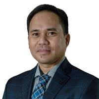 Chris Valiente's Instagram, Twitter & Facebook