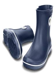 Shop new and gently used crocs boots & booties and save up to 90% at tradesy, the marketplace that makes designer resale easy. Crocs Crocs Women S Jaunt Shorty Boots Walmart Com Walmart Com