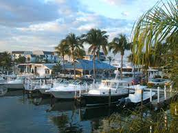 The canal docks can accommodate boats up to 25 feet in length and guests are encouraged to bring theirs. Boat Rentals Swimming Shelling Sightseeing Fishing Sanibel Marina