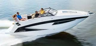 Cabin cruiser discover boating canada. 11 Small Boats With Cabins You Can Afford With Pictures