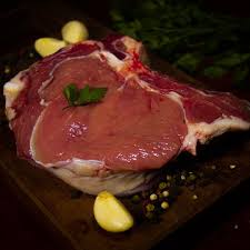 Serve the steaks with the salad alongside and a spoonful of chutney. Spanish Beef T Bone