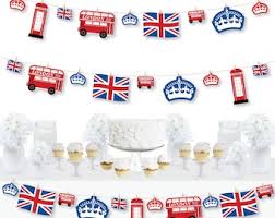 Swirl decorations and a pennant banner put your pride on high display. Rbata9pxyl5etm