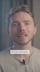 Reflexão sobre autoestima e relacionamentos: alguém melhor é realmente  melhor para você?