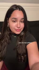 Amanda Saltmarsh's Instagram, Twitter & Facebook