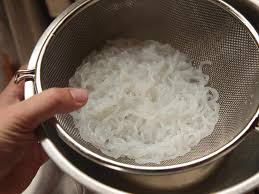 Rinse well again under running water. Why My Fridge Is Never Without Shirataki Noodles And Yours Shouldn T Be Either