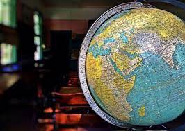 Pendekatan ini juga mempelajari dua jenis pengaruh pengaruh yang pertama yaitu pengaruh kegiatan manusia terhadap lingkungan. 4 Prinsip Geografi Pendekatan Geografi Contohnya Lengkap