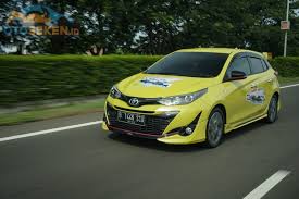 7.121 mobil toyota yaris dari rp. Toyota New Yaris 2015 Seken Termurah Rp 140 Juta Trd Sportivo A T Cuma Segini Gridoto Com