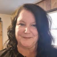 Stacey Carden's Instagram, Twitter & Facebook