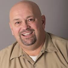 Robert Isoldi's Instagram, Twitter & Facebook