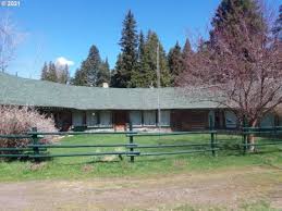 Wallowa lake cabins rentals and lodging. Wallowa County Or Real Estate 24 Homes For Sale In Wallowa County