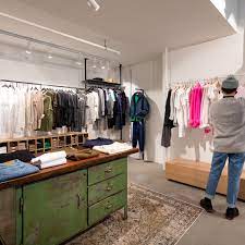 This minimalistic, yet casual brand has great basics for day time wear. American Vintage Covent Garden