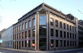 Norges bank tilbyr ingen banktjenester til privatpersoner eller foretak. Norges Bank Wikipedia