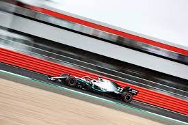 Lewis hamilton (brit, mercedes) 2.904 másodperc hátrány 3. 2019 Forma 1 Brit Nagydij Idomero Edzes
