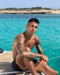 Joao cancelo is a young portuguese footballer who plays for italian football club juventus fc. Joao Cancelo Wiki 2021 Girlfriend Salary Tattoo Cars Houses And Net Worth
