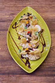 Este es un recorrido por un puñado de restaurantes en madrid sin estrella michelin, pero donde somos un poco más felices. Restaurante Fumiferro En La Ciudad De Valencia Comida Etnica Restaurantes Ciudad De Valencia