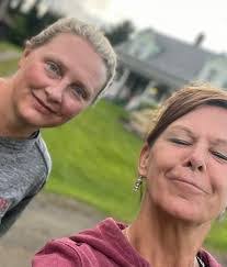 Guy Putnam's Instagram, Twitter & Facebook