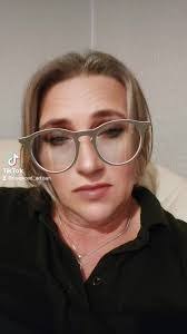 Rosa Shaw's Instagram, Twitter & Facebook