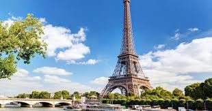 75 Best Things To Do In Paris France The Crazy Tourist Eiffel Tower Eiffel Tower At Night Paris France Travel