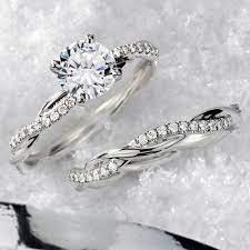 Pin On Engagement Ring Set