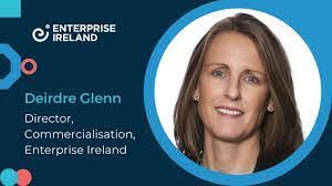 Deirdre Glenn's Instagram, Twitter & Facebook