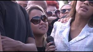 Flordelis dos santos de souza, known as flordelis, is a brazilian contemporary christian singer, pastor and member of the chamber of deputie. Congresswoman Gospel Singer Murder Suspect The Wild Story Of Flordelis