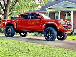 Yes, it can be done. 2017 Toyota Tacoma Wheel Offset Aggressive 1 Outside Fender Suspension Lift 3 1176125 Custom Offsets