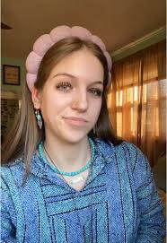 Toby Keith Hand Gestures