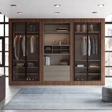 Die elegante hülle für einen höchst individuellen inhalt. Moderner Begehbarer Kleiderschrank Quader Noteborn Bv Lackiertes Holz Glas Melamin