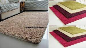 Karpet memiliki banyak varian yang sangat banyak sehingga membuat kamu mempunyai banyak pilihan dan referensi. Harga Karpet Terbaru Alas Rumah Yang Nyaman Dan Terjangkau Juli 2021 Hargabulanini Com