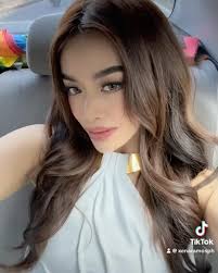 Appreciation post for a week of glam! Giving the spotlight to my  one-call-away solo glam team stylist photographer @paologalang_ ily always  mom 🫂 You set this Mutya season