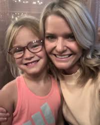 Kaycee (@nickell.knob.farmhouse) • Instagram photos and videos