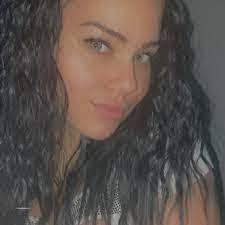 Deborah Reali's Instagram, Twitter & Facebook